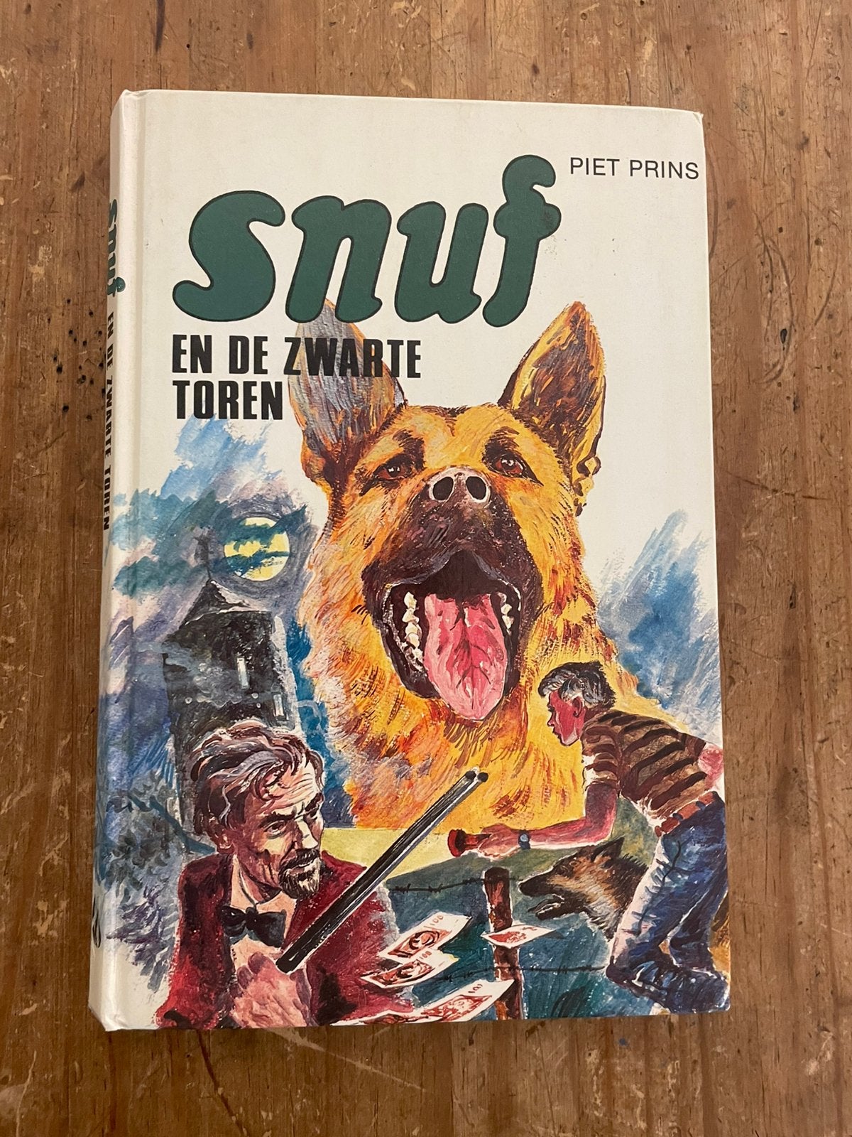 Snuf en de Zwarte Toren - Piet Prins (4e druk), Boeken, Ophalen of Verzenden, Zo goed als nieuw