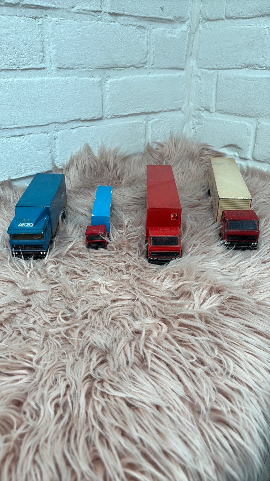Vrachtwagentjes, Hobby en Vrije tijd, Modelauto's | 1:87, Ophalen, Zo goed als nieuw, Bus of Vrachtwagen