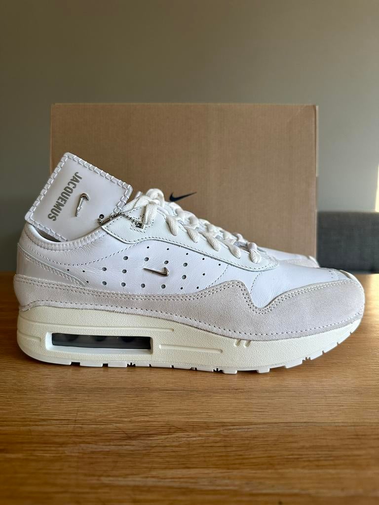 Nike Air Max 1 86 Jacquemus Summit White EU 42 | USW 10, Kleding | Dames, Schoenen, Wit, Nieuw, Ophalen of Verzenden, Sneakers of Gympen