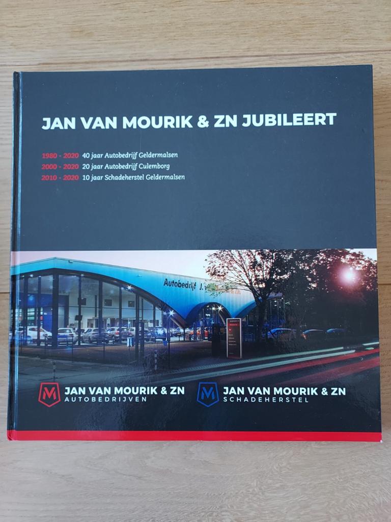 Jubileumboek Jan van Mourik & Zn: 40 jaar Autobedrijf, Ophalen of Verzenden, Algemeen