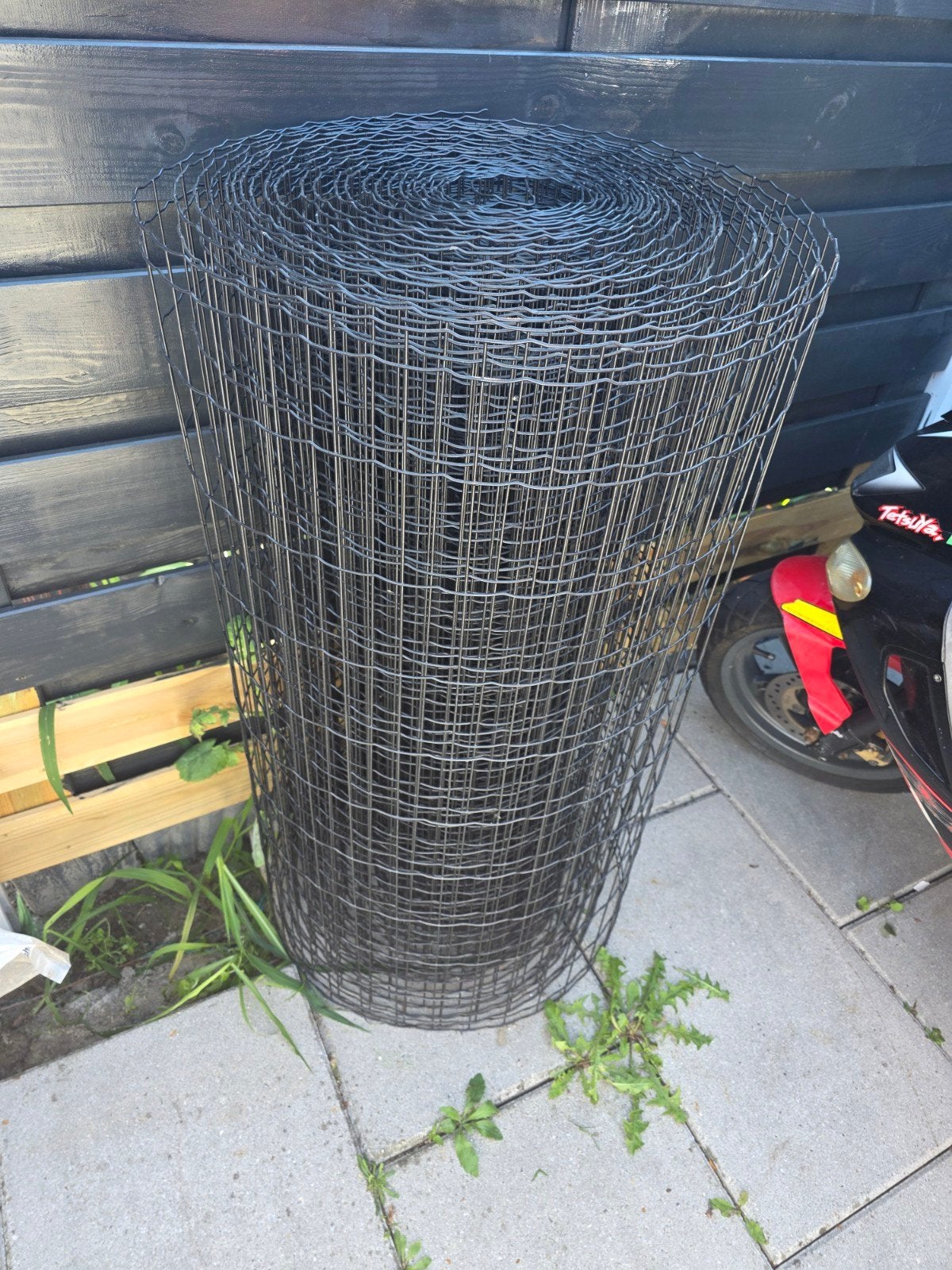 Gaashekwerk rol 25 meter, 100 cm hoog, draaddikte 75 mm, Ophalen, Zo goed als nieuw, IJzer, Gaashekwerk
