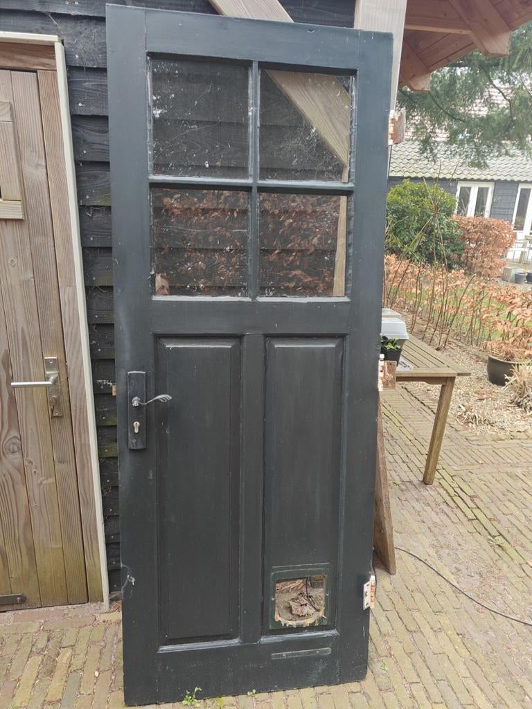 Hardhouten deur met glas en kattenluik, Doe-het-zelf en Verbouw, Ophalen of Verzenden