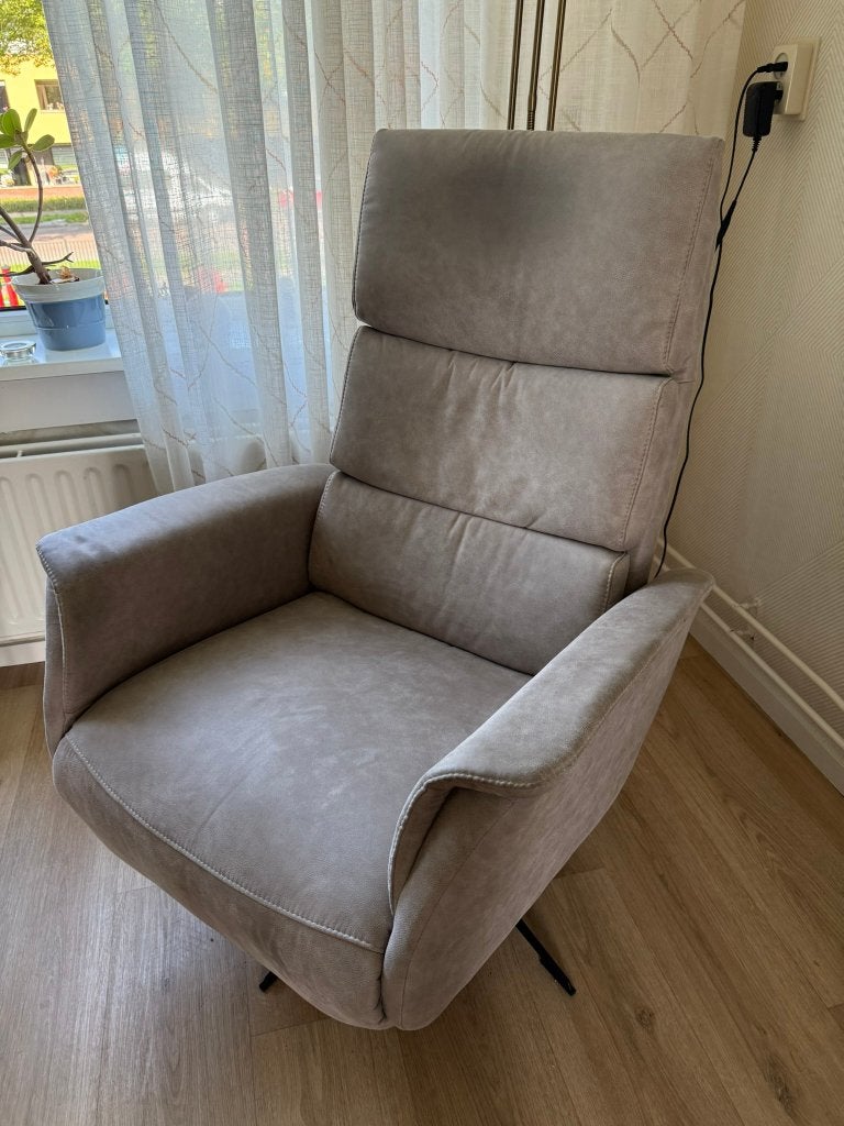 Elektrisch verstelbare Feelings Relaxfauteuil Ian, Ophalen, 75 tot 100 cm, Zo goed als nieuw, Modern