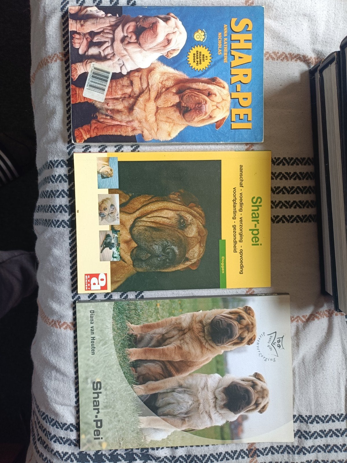 Shar-Pei Boeken (3 stuks), Ophalen of Verzenden, Gelezen, Honden, Diverse auteurs