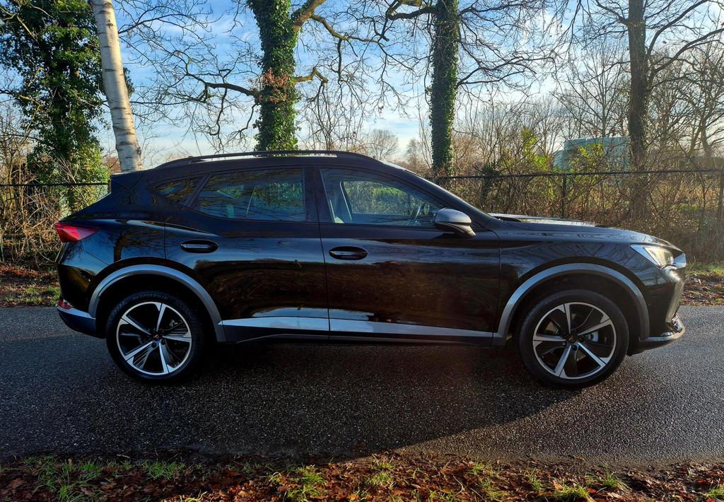 CUPRA Formentor 1.5 TSI Business Edition camera digi dashboa, Auto's, Zwart, 4 cilinders, Leder en Stof, Zwart