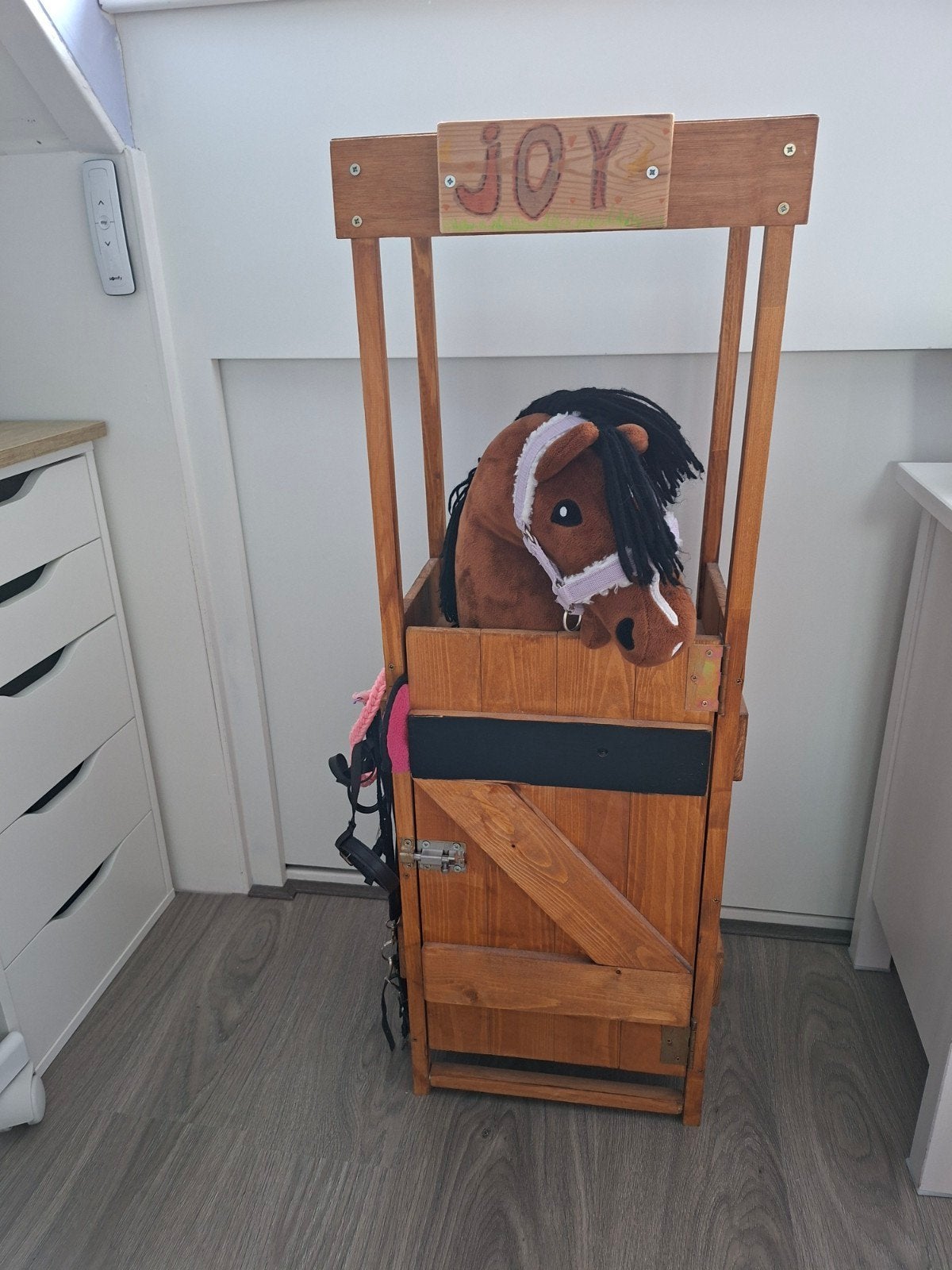 stal voor Hobby Horse (zonder hobby horse), Ophalen, Zo goed als nieuw, Meisje