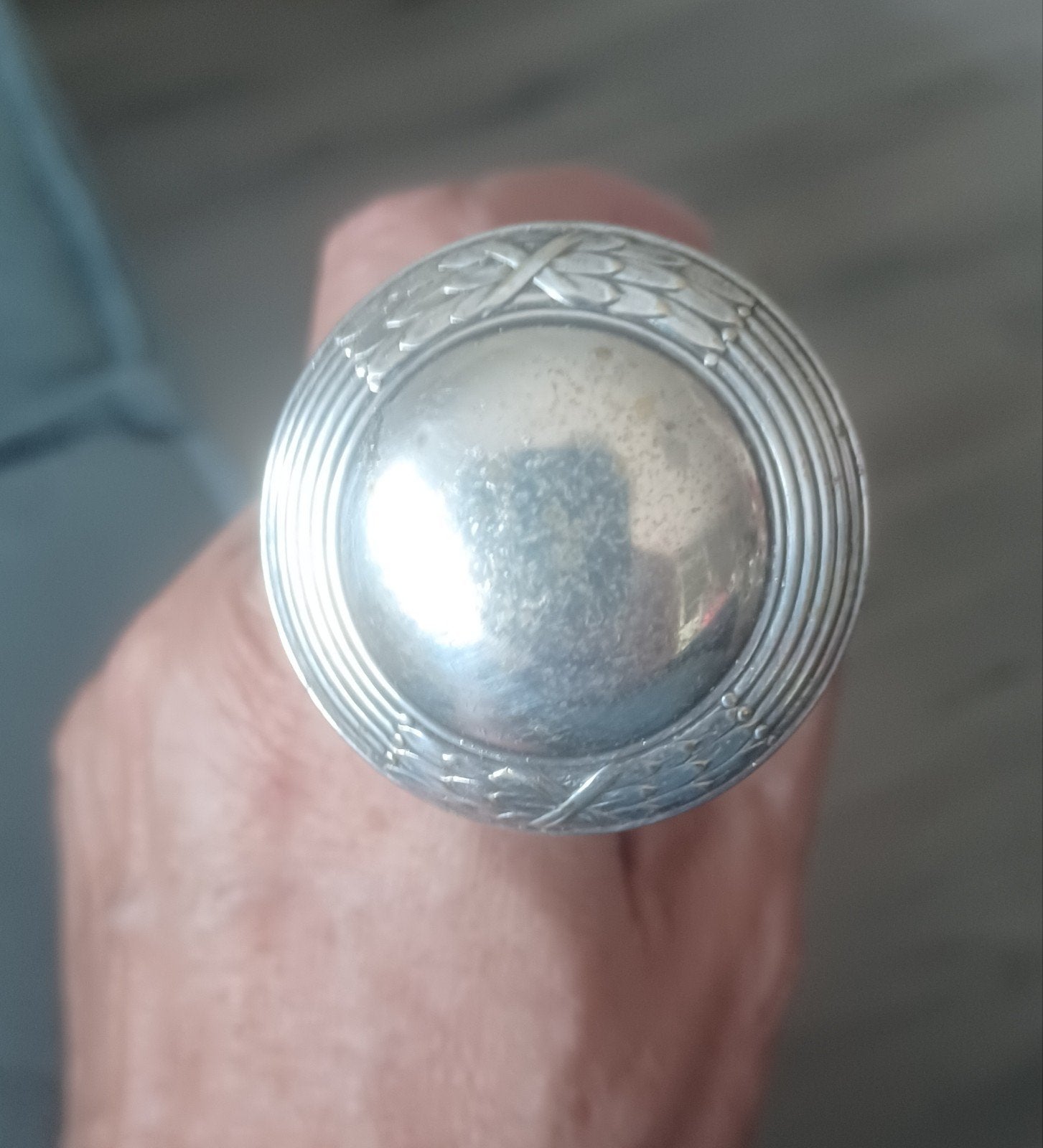 Oude bamboe wandelstok met zilveren dop + merkje, Ophalen, Zilver