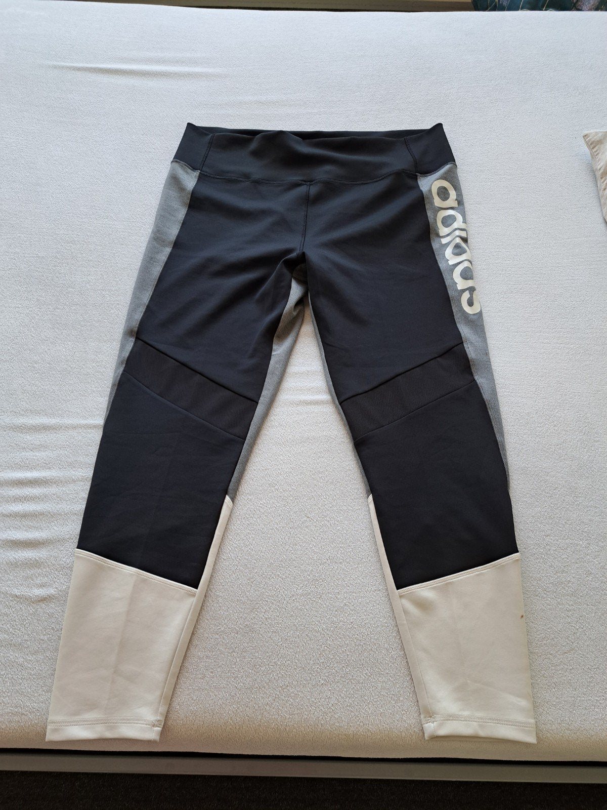Super mooie Adidas legging maat xxl, Legging, Zwart, Overige maten, Ophalen of Verzenden