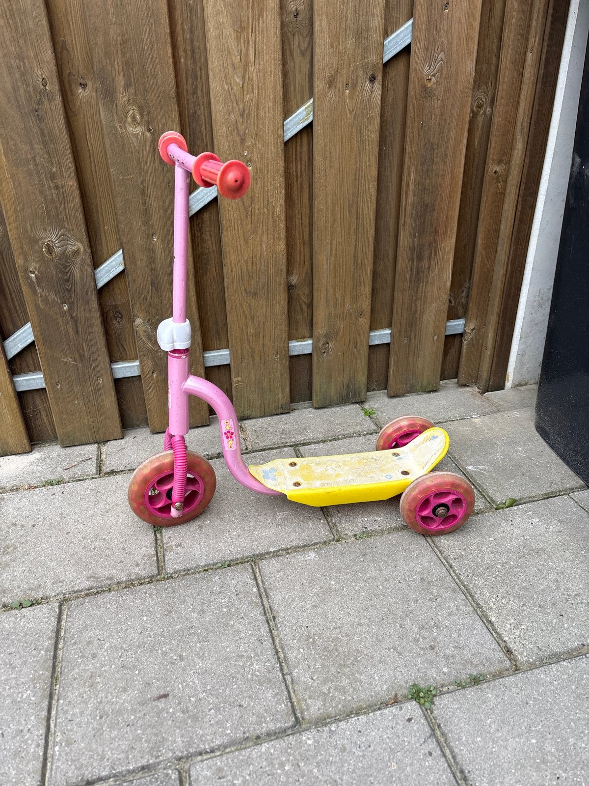 Roze kinderstep met 3 wielen - Gebruikt, Ophalen, Gebruikt, Gewone step