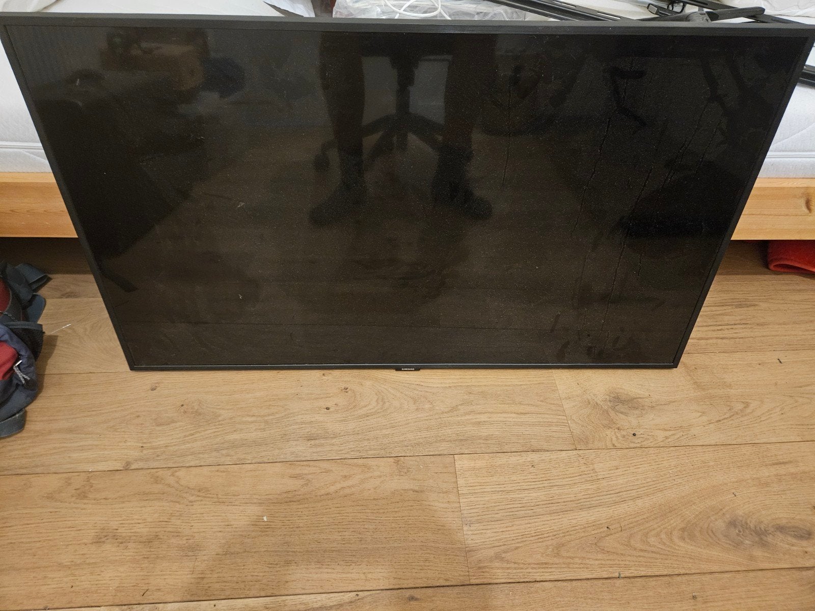 Samsung QLED 4K TV QE43Q60RATXXH met muurbeugel, Ophalen