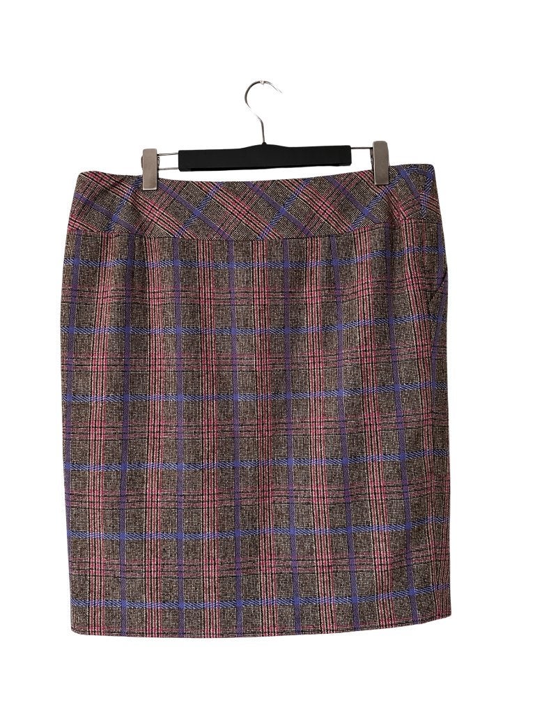 Escada rok 3XL, Kleding | Dames, Maat 46/48 (XL) of groter, Ophalen of Verzenden, Zo goed als nieuw, Onder de knie
