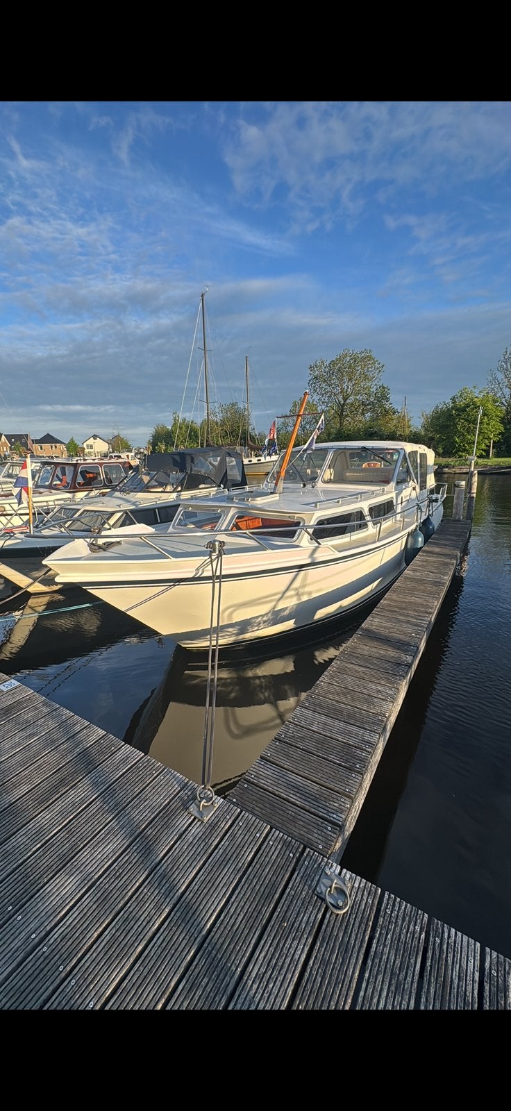 Foto 2 van Valkkruiser Sport cabrio 10,50