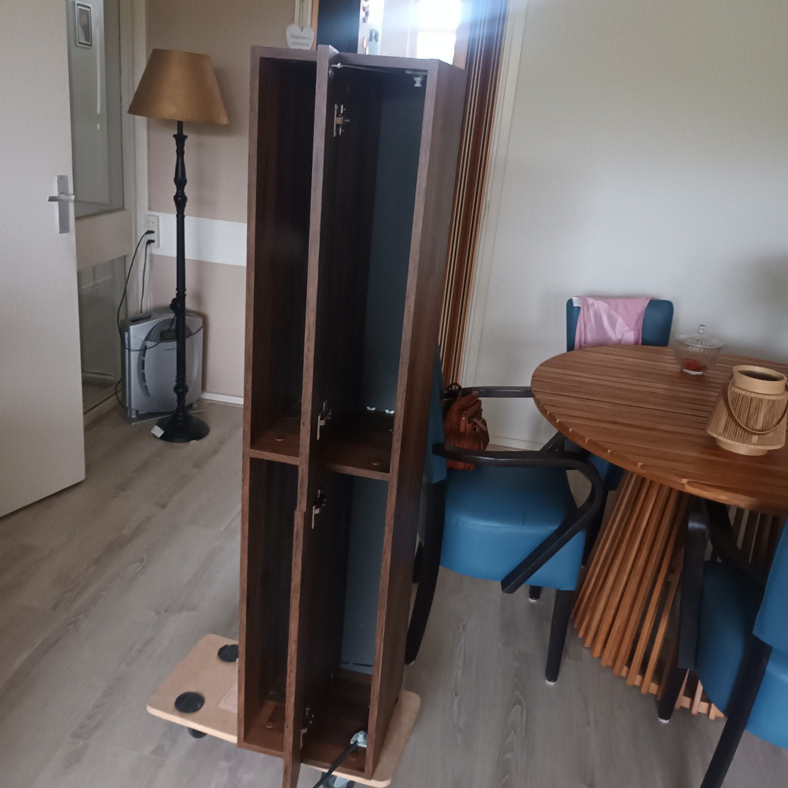 vrijhangend tv meubel, Ophalen of Verzenden, Zo goed als nieuw, Minder dan 180 cm