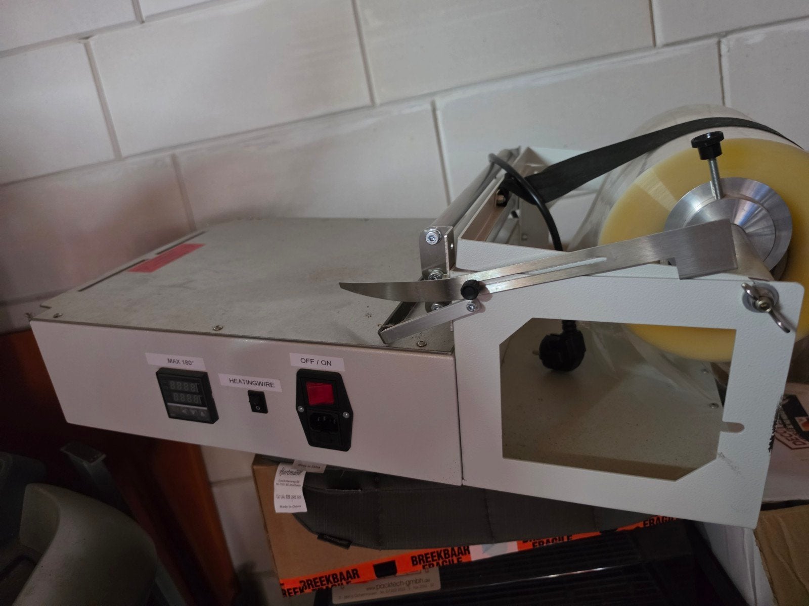 Speedstar 1 Cellofaanwikkelaar - ADR AG, Ophalen
