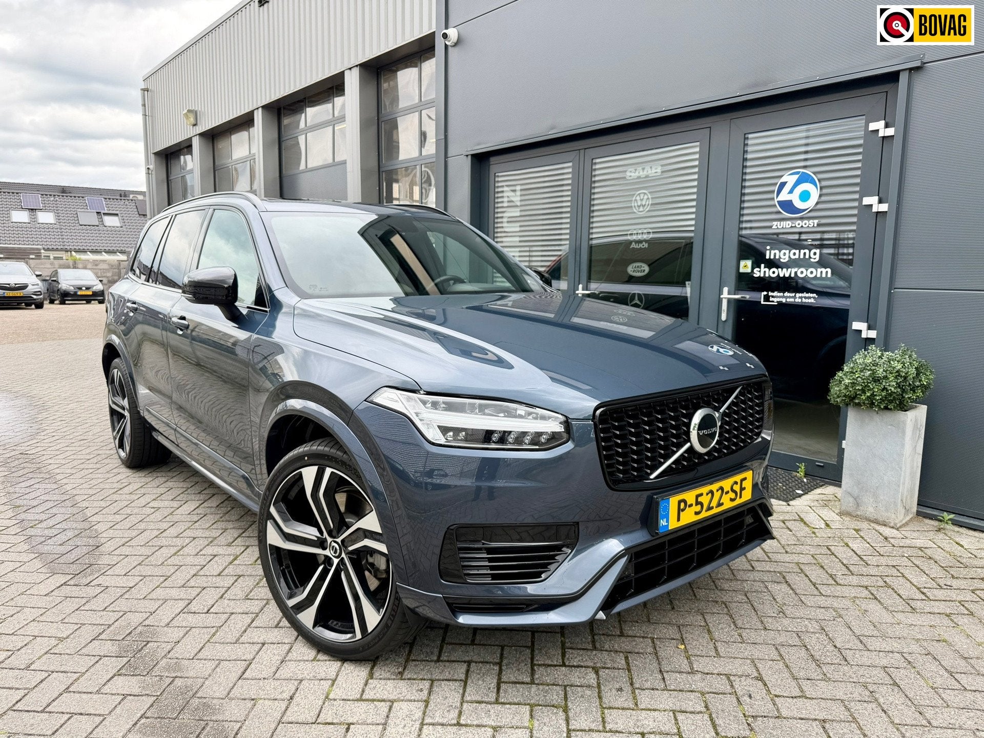 Volvo XC90 2.0 T8 Recharge AWD R-Design Long-range, Gebruikt, 1969 cc, Blauw, 7 stoelen