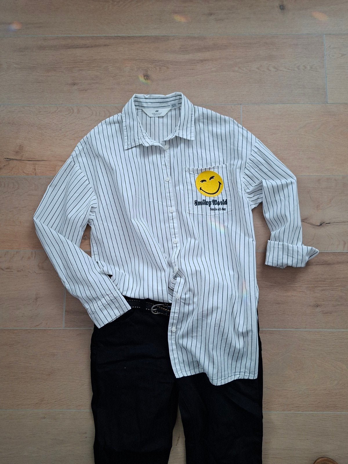 H&M Wit gestreept shirt met 'Smile all day' print, maat 158, Kinderen en Baby's, Gebruikt, Meisje, H&M, Ophalen of Verzenden