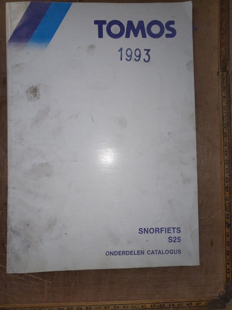 Tomos s25 onderdelen catalogus 1993, Fietsen en Brommers, Handleidingen en Instructieboekjes, Ophalen of Verzenden