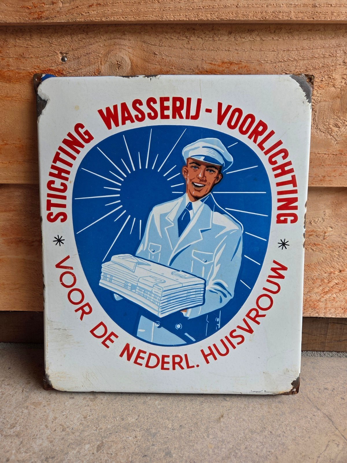 Emaille bord stichting wasserij huisvrouw, Ophalen of Verzenden, Gebruikt, Reclamebord