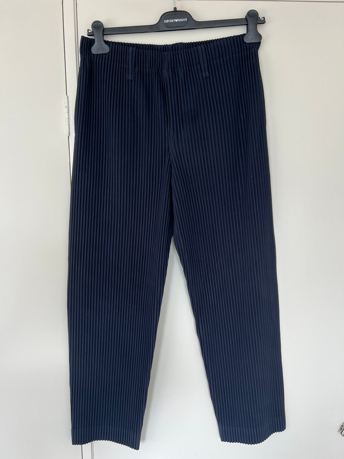 Issey miyake broek maat 3 homme plisse, Kleding | Heren, Ophalen of Verzenden, Zo goed als nieuw, Maat 48/50 (M), Blauw