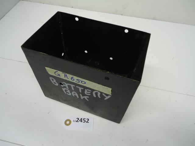 GR650 1983 - 1989 Suzuki Batterijbak D1-11184