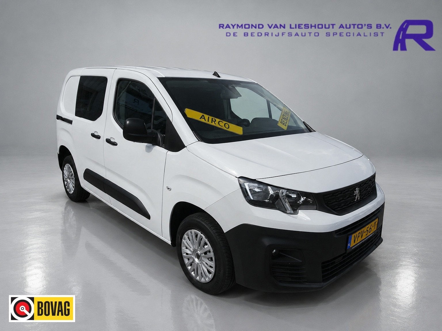 Peugeot Partner 1.2 PureTech Pro BENZINE AIRCO NAVI CRUISE C, Voorwielaandrijving, Dealer onderhouden, Gebruikt, 1199 cc