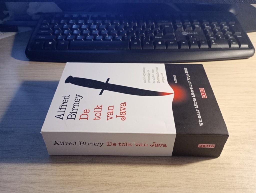 De Tolk van Java - Alfred Birney, Ophalen of Verzenden, Gelezen, Nederland