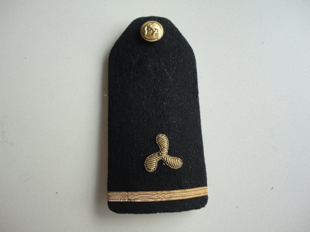 Vintage Marine Schouderstuk met Propeller Embleem, Ophalen of Verzenden, Marine, Nederland, Embleem of Badge