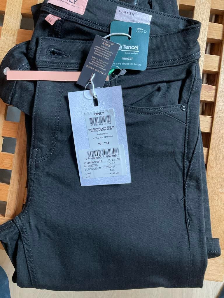 Only Carmen Life Reg Skin jeans zwart W27 L34, Ophalen of Verzenden, Nieuw, Zwart, W27 (confectie 34) of kleiner