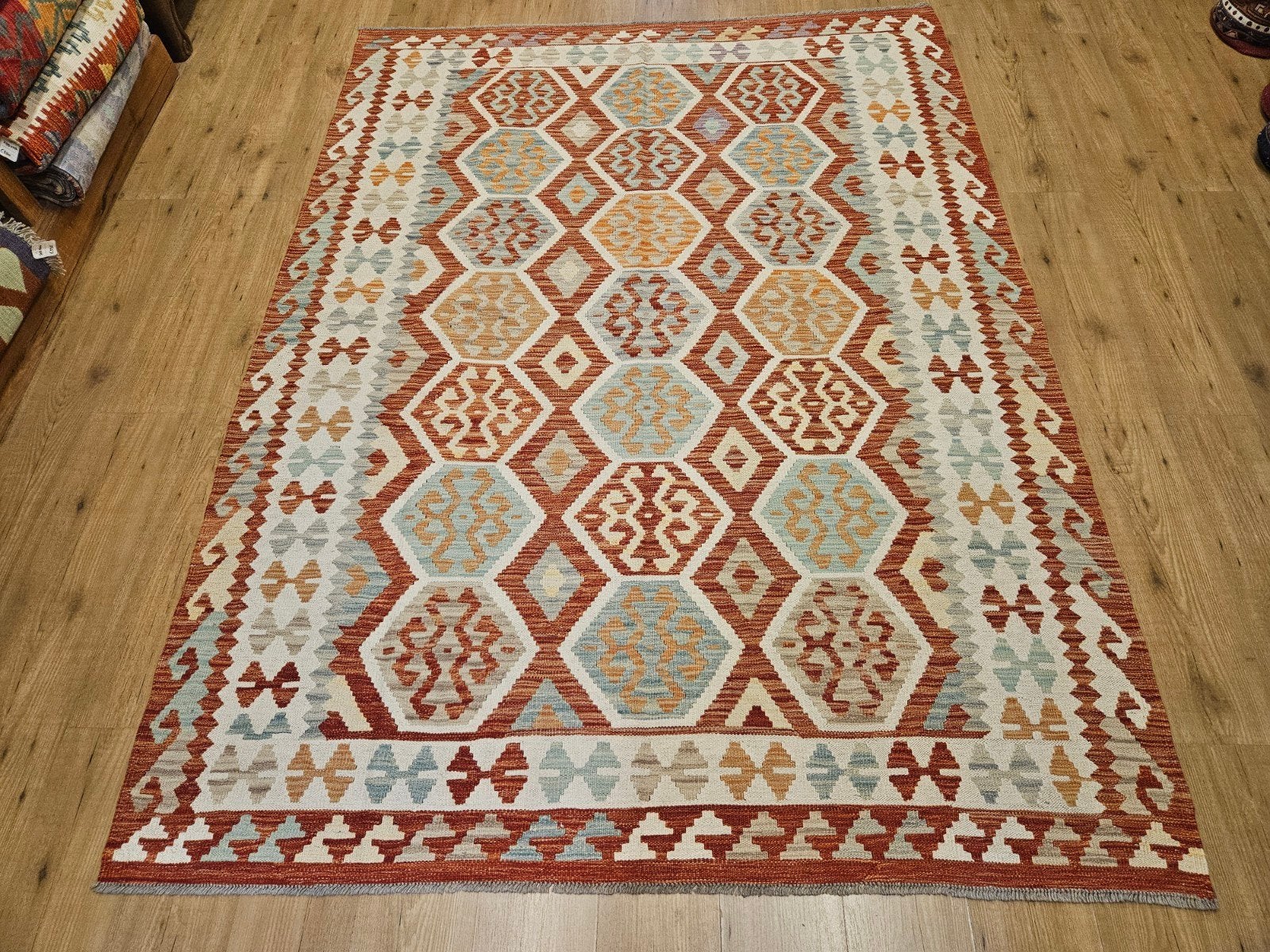 Handgeweven oosterse wollen kelim 239x180, Huis en Inrichting, Info@SlatsAntiek.nl, 150 tot 200 cm, Vof Slats Antiek, Ophalen of Verzenden