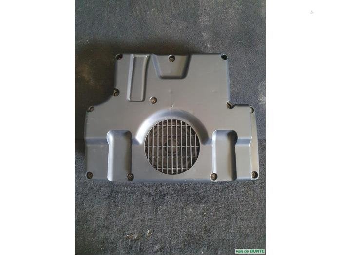 Subwoofer van een Fiat 500, Gebruikt, -, -, Fiat
