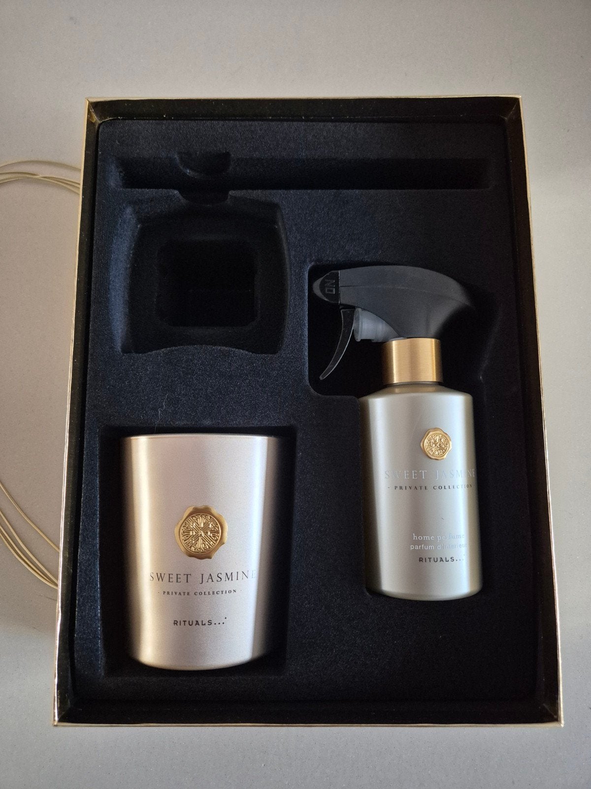 Rituals Sweet Jasmine Gift Set - Kaars & Huisparfum, Nieuw, Ophalen of Verzenden, Rituals, Kaars