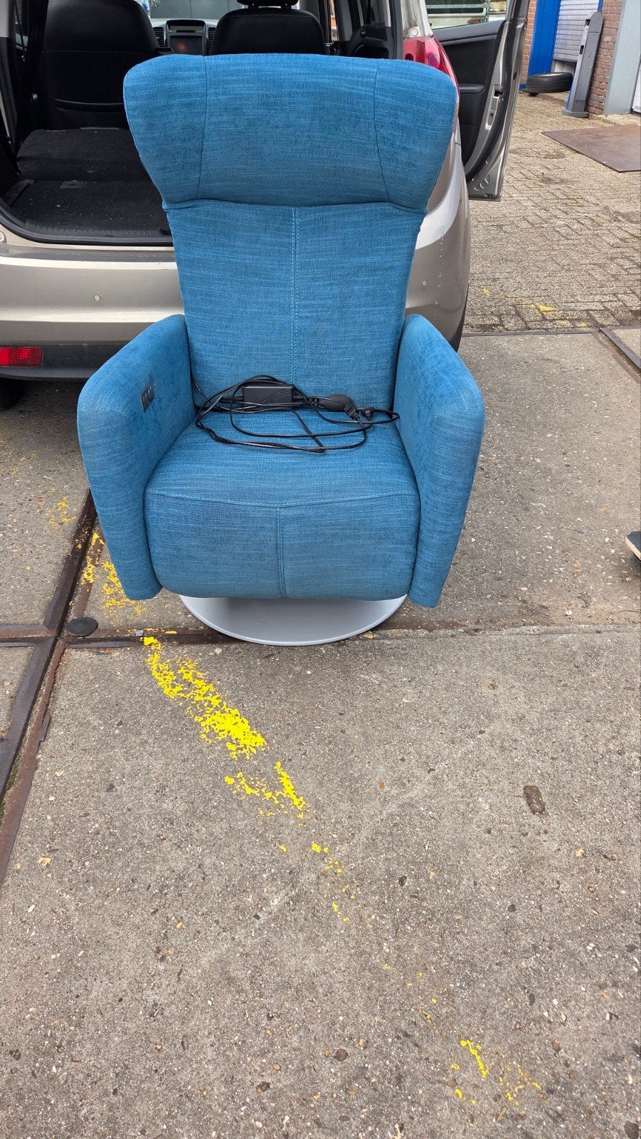 Prominent sta op fauteuil - Elektrisch verstelbaar - Blauw, Ophalen, Gebruikt, Blauw, Modern, Comfort