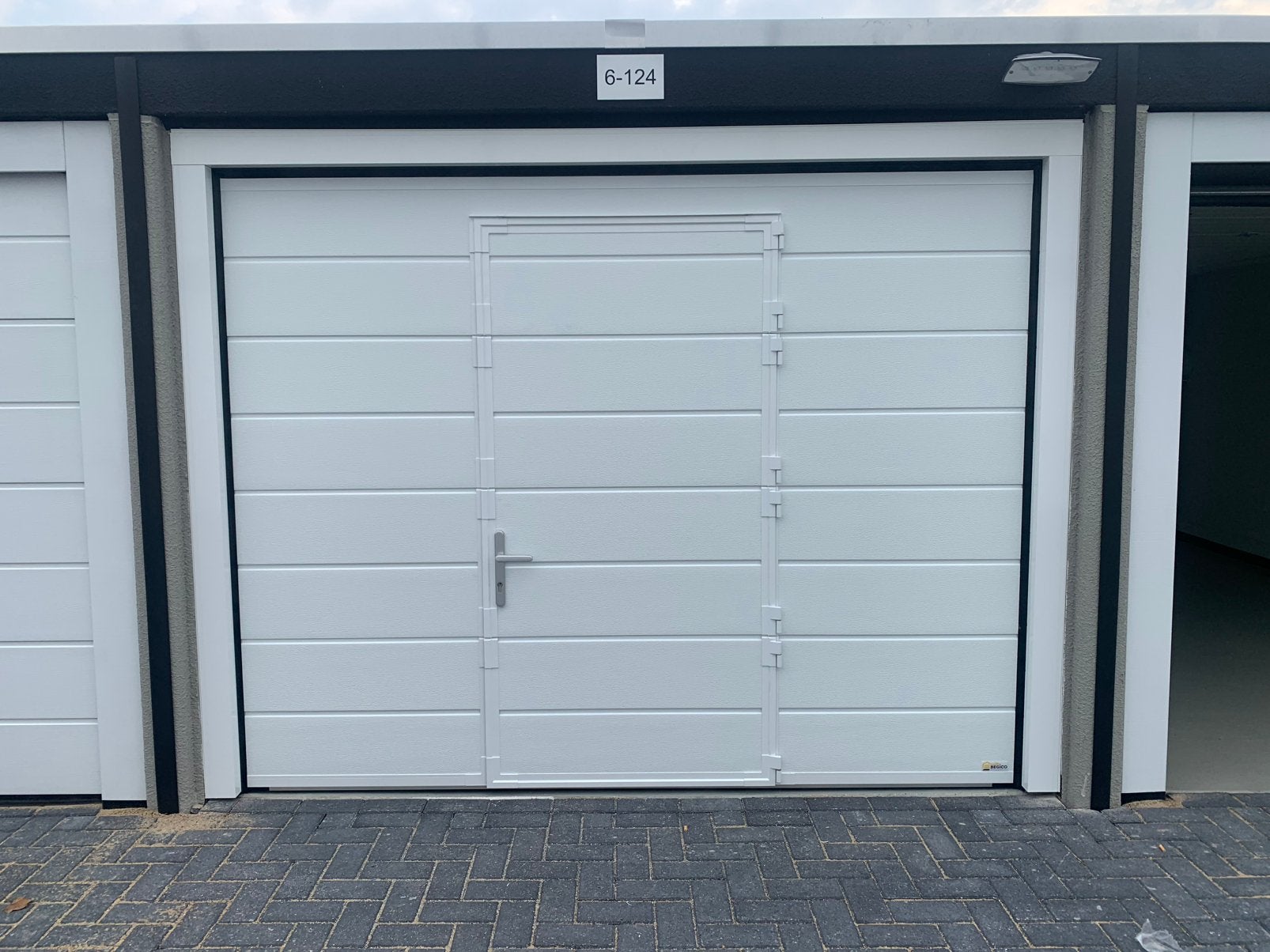 Garagedeuren nieuwe en 2e handse, Ophalen, 120 cm of meer, Garagedeur, 215 cm of meer