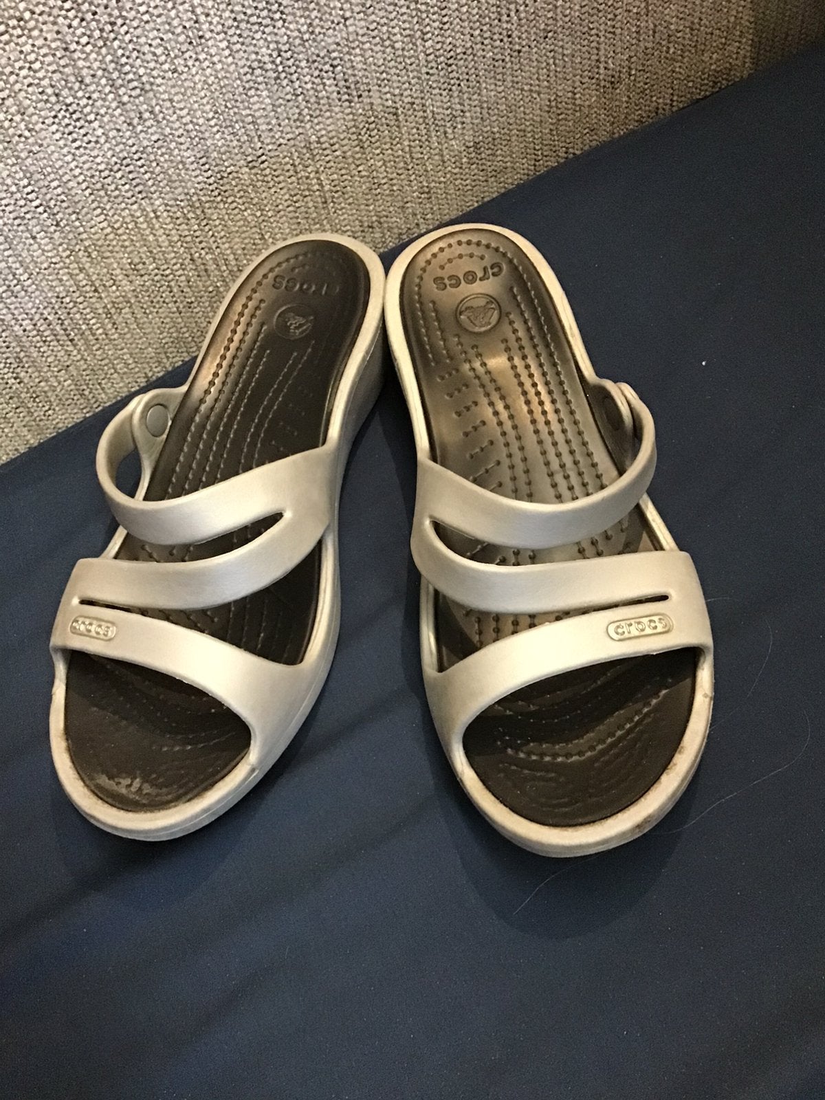 Merk:Crocs slippers kleur lichtgrijs W6 36/37, Kleding | Dames, Schoenen, Slippers, Ophalen of Verzenden, Crocs, Grijs