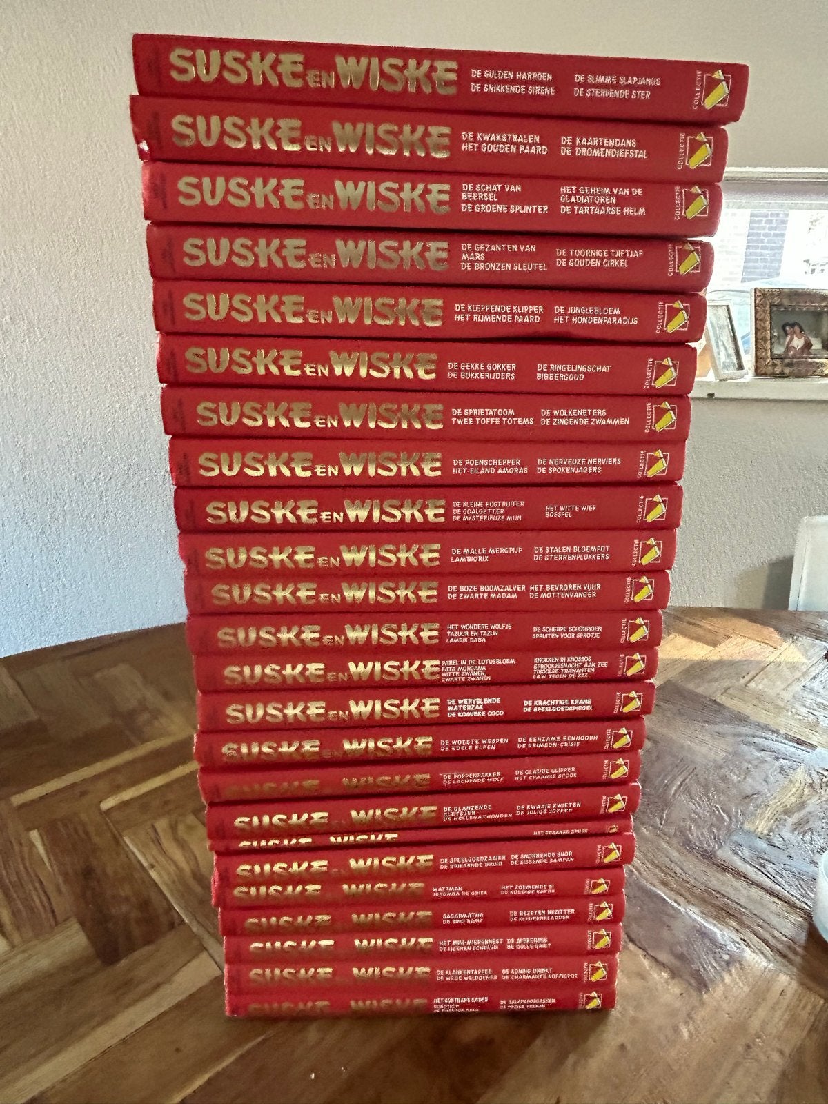 23 Suske en Wiske verzamelalbums + Het Spaanse Spook, Boeken, Meerdere stripboeken, Ophalen, Gelezen