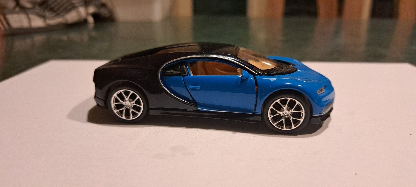 bugatti chiron 1:36!!, Ophalen of Verzenden, Auto, Overige merken