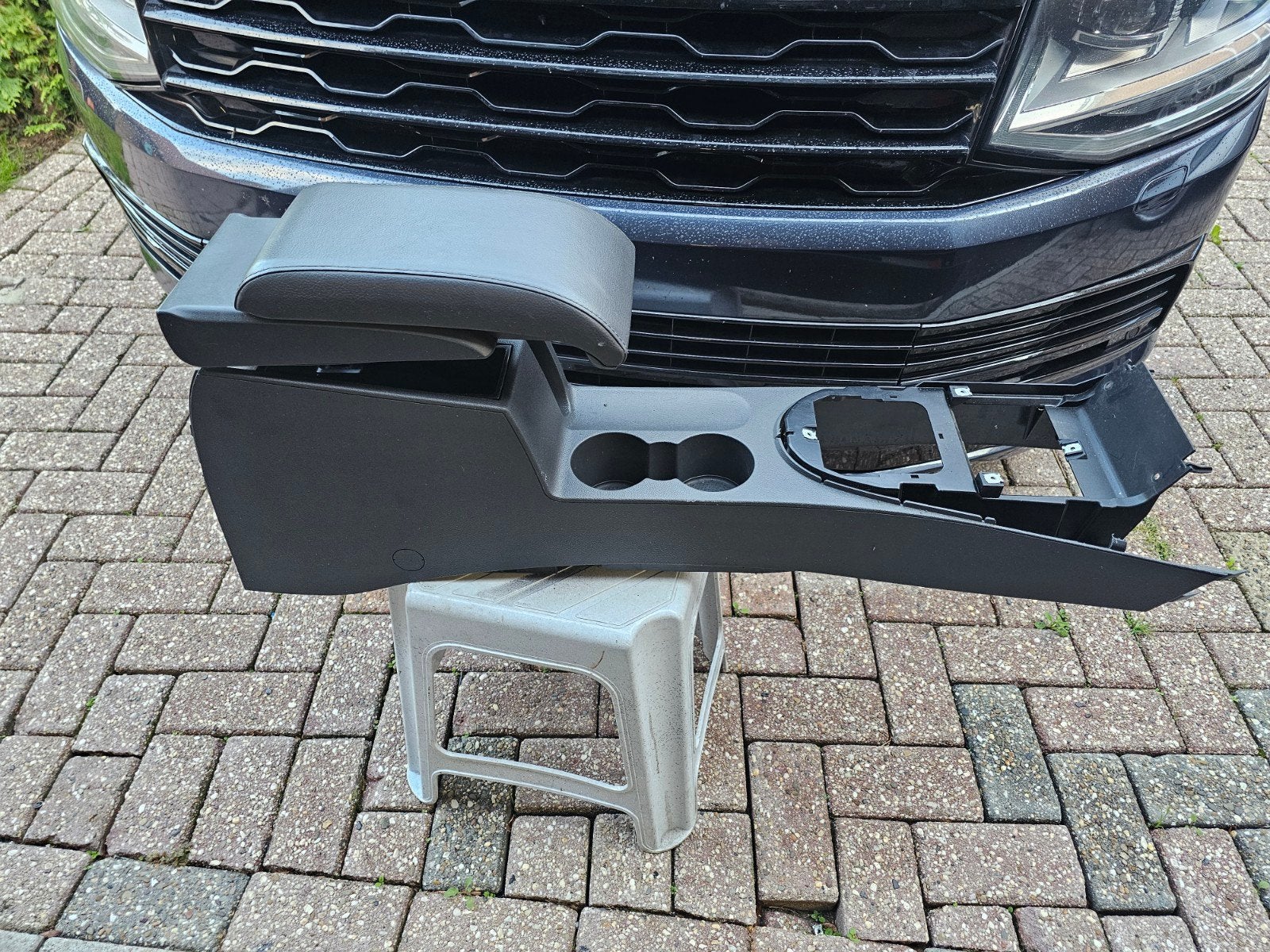 leren armsteun vw touran vw caddy origineel mk3 mk4, Ophalen, Gebruikt, Volkswagen