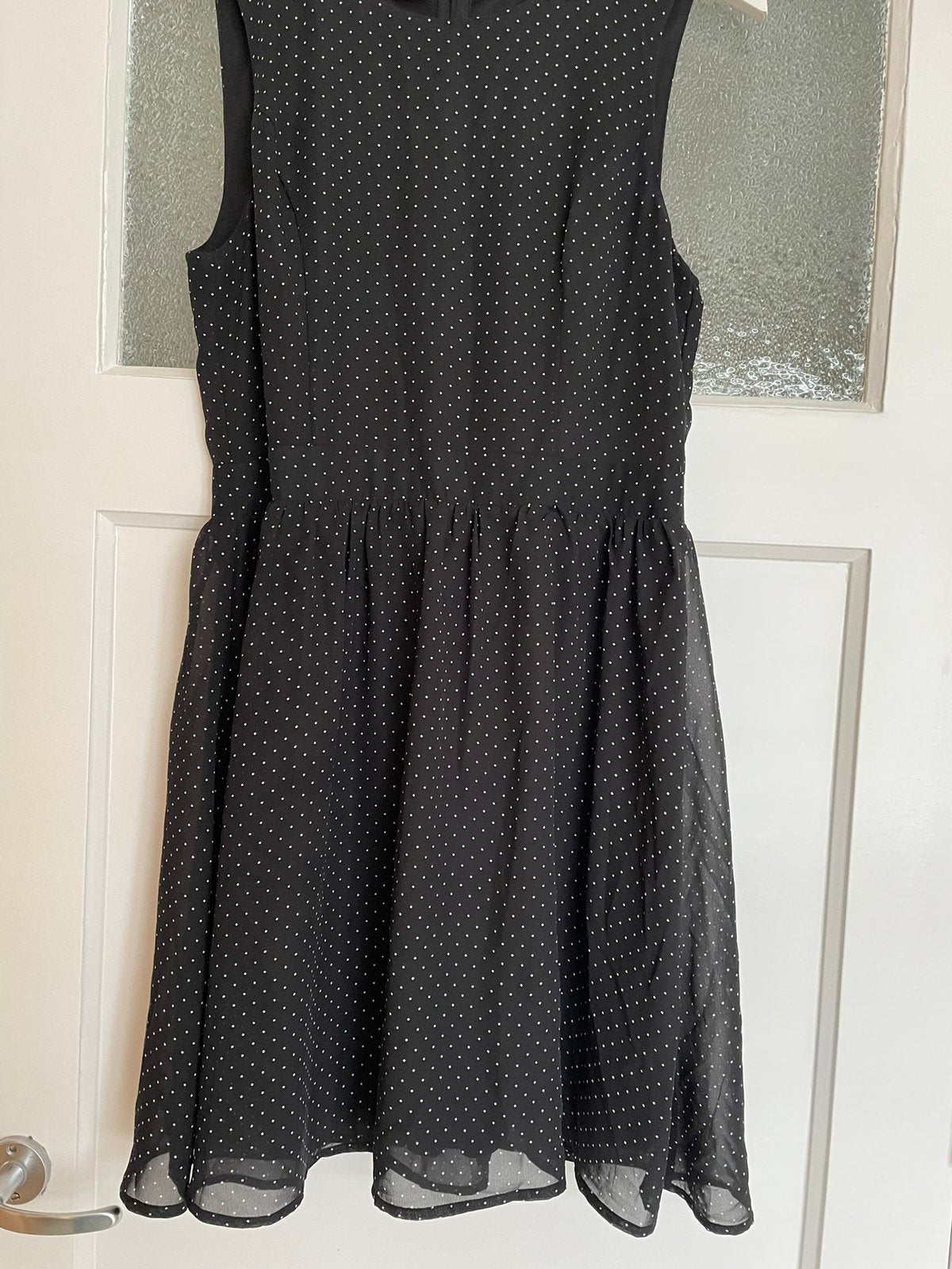 Only Zwarte  mouwloze zomer jurk witte polkadots  maat M 38, Kleding | Dames, Jurken, Maat 38/40 (M), Zwart, Ophalen of Verzenden