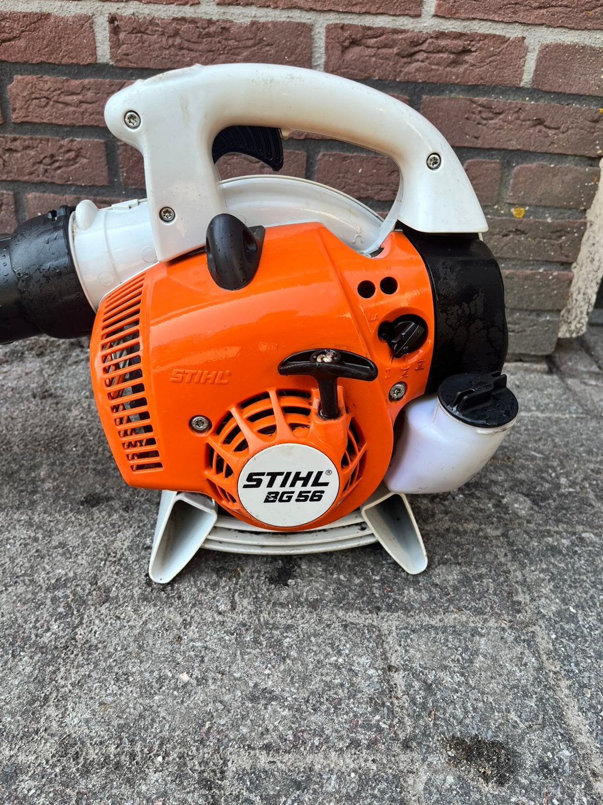 Nette Stihl BG56 bladblazer 2013, Tuin en Terras, Bladblazers, Ophalen of Verzenden, Zo goed als nieuw, Benzine