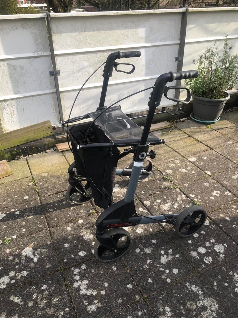 Topro Troja rollator lichtgewicht opvoubaar, Diversen, Rollators, Ophalen, Lichtgewicht, Zo goed als nieuw