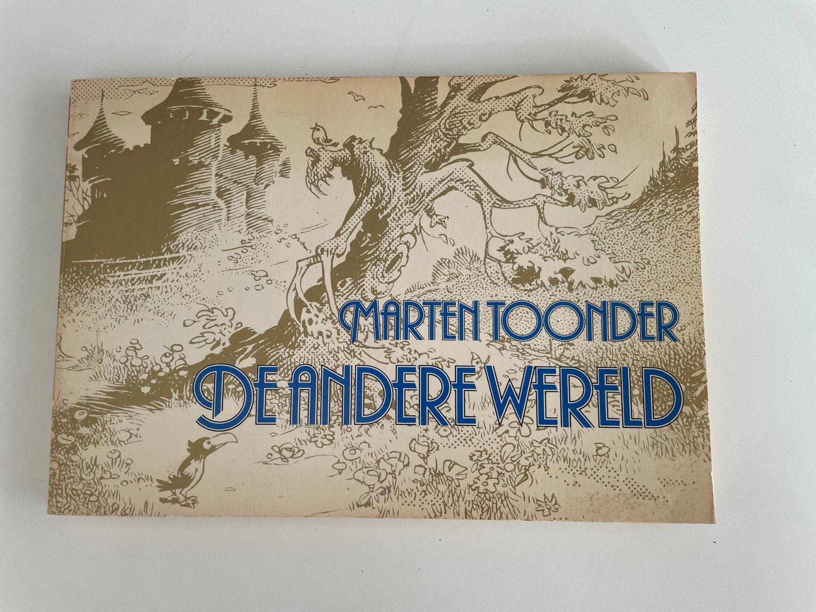 Marten Toonder - De Andere Wereld (Stripboek), Boeken, Eén stripboek, Ophalen of Verzenden, Gelezen