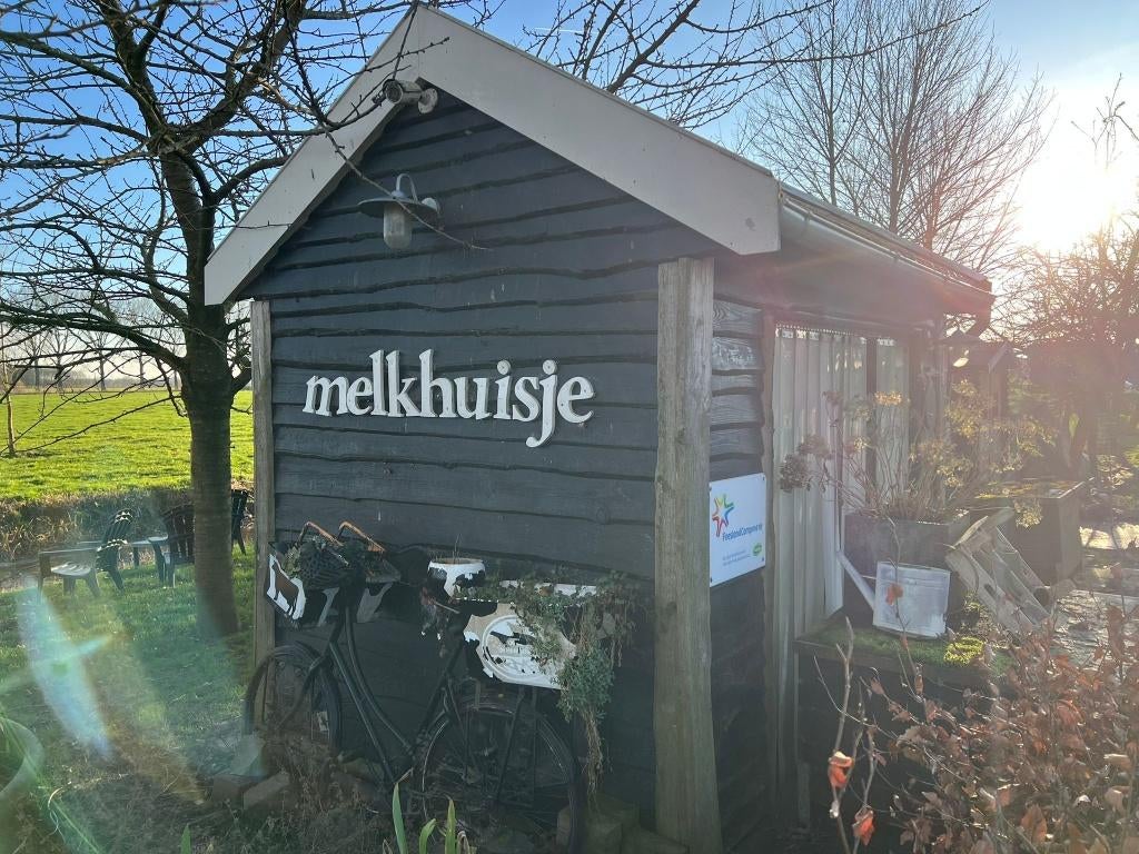Net verkoophuisje/boerderijwinkel op wielen met keukenblok, Ophalen, Gebruikt, 200 tot 400 cm, Tuinhuis