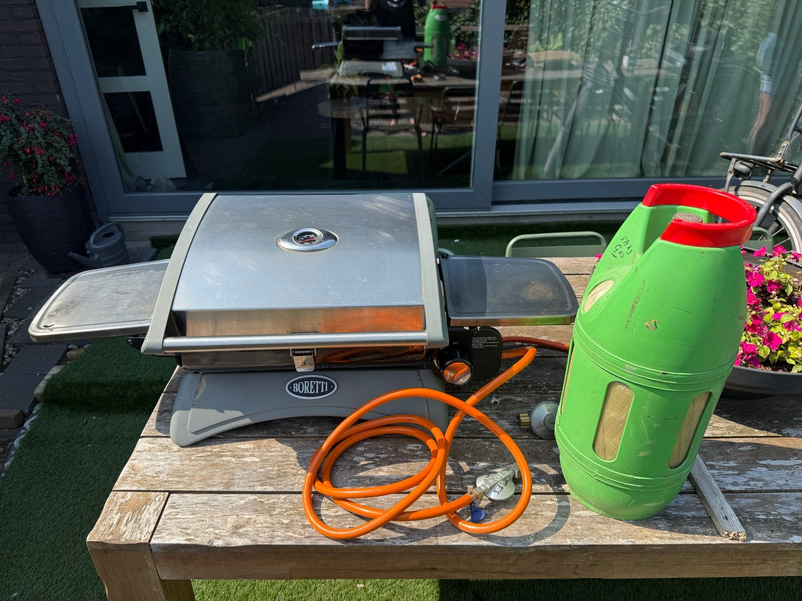 Boretti picolino tafel gasbarbecue met gasfles, Tuin en Terras, Ophalen, Gebruikt