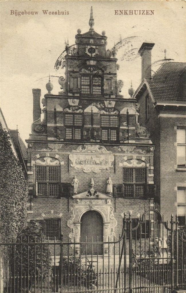 Bijgebouw Weeshuis - Enkhuizen - 1920 gelopen, Ophalen of Verzenden, 1920 tot 1940, Gelopen, Noord-Holland