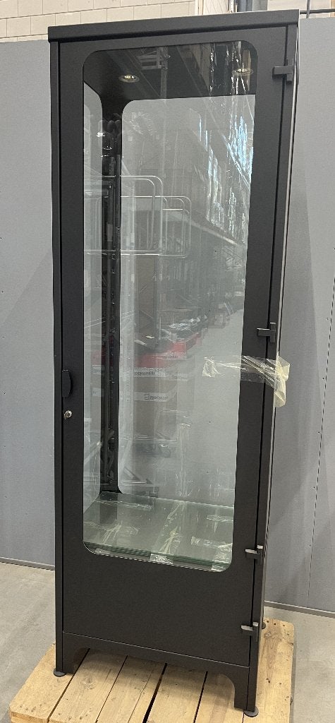 Partij van 4 vitrinekasten met glazen deur en planken, Ophalen, Met deur(en), 200 cm of meer, Nieuw
