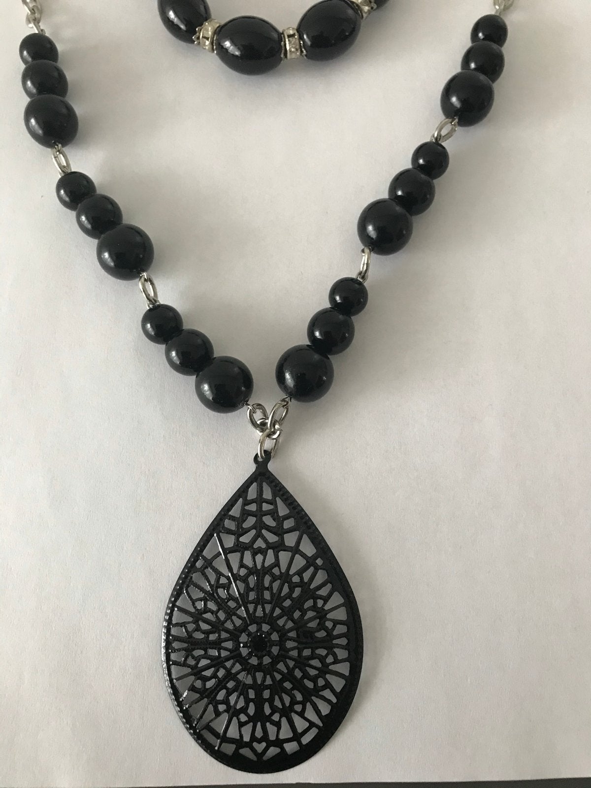 Kralen ketting en armband set - Zwart met hanger, Verzenden, Zwart, Zo goed als nieuw, Overige materialen