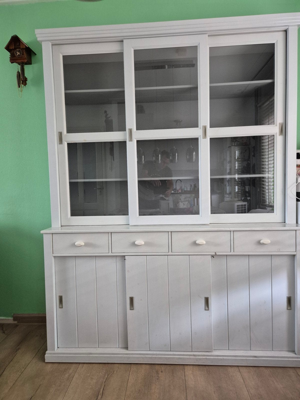 Witte wandkast / vitrine, Huis en Inrichting, Kasten | Wandmeubels, Ophalen, Gebruikt, 200 cm of meer, 150 tot 200 cm
