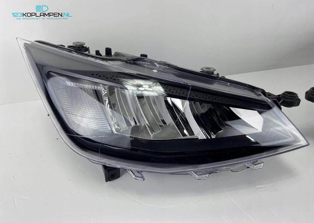 Seat Ibiza Arona Facelift Full Led koplamp links rechts, Gebruikt, -, -, Ophalen of Verzenden