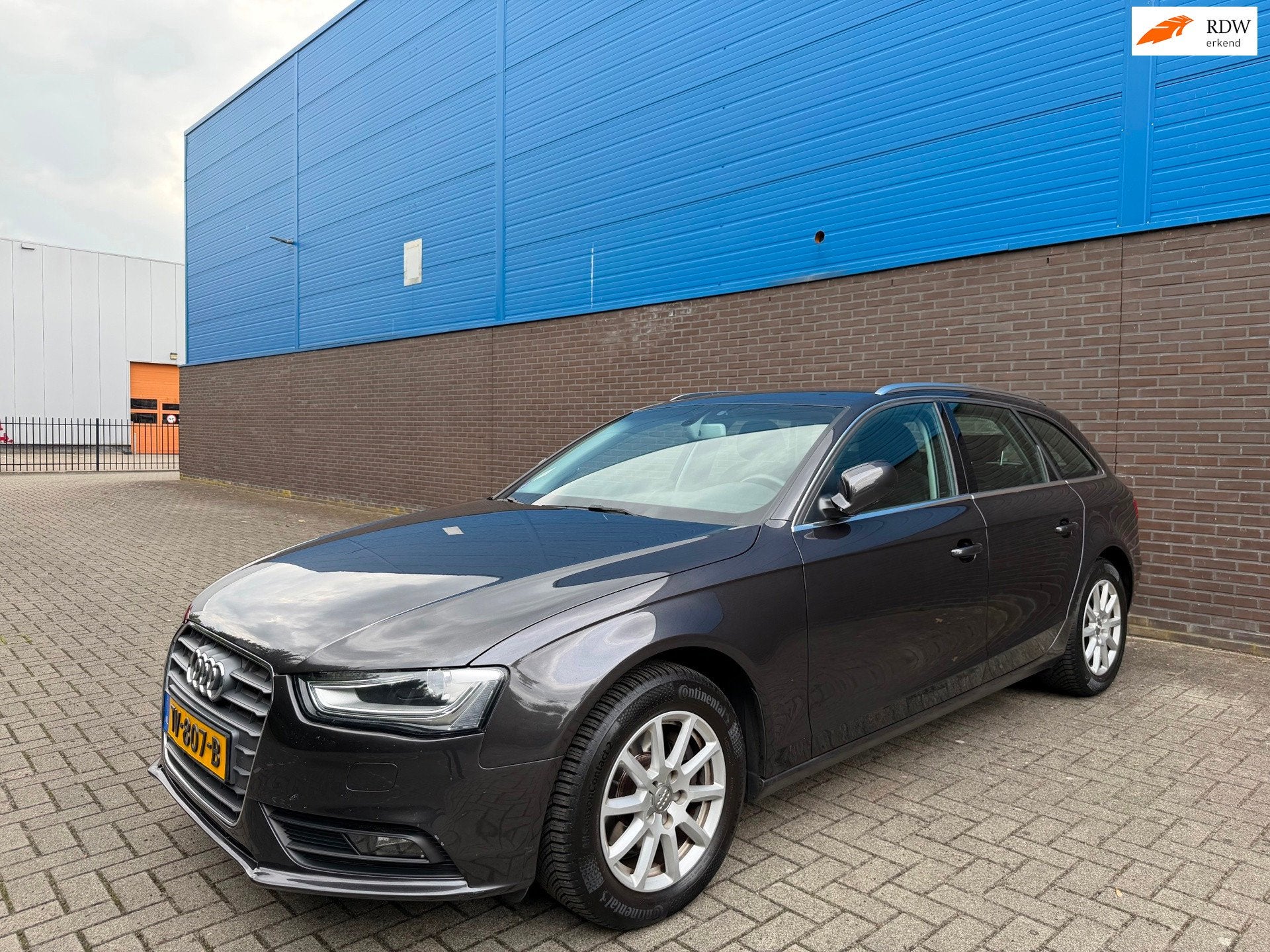 Audi A4 Avant 1.8 TFSI Pro Line S | Leer | LED | Dealer OH |, Auto's, Dealer onderhouden, Gebruikt, 4 cilinders, 1505 kg