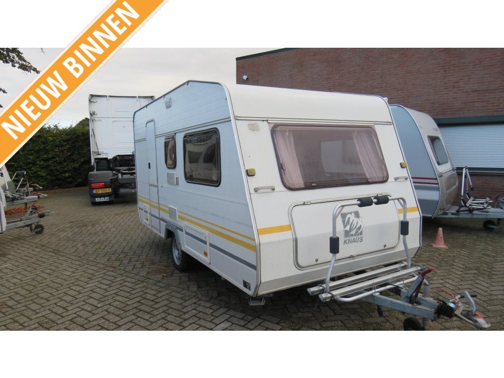 KNAUS COUNTRY 400 TK STAPELBED BJ1992 NU €2500, Caravans en Kamperen, Niet ingevuld, Dwars-stapelbed, Bedrijf, Niet ingevuld
